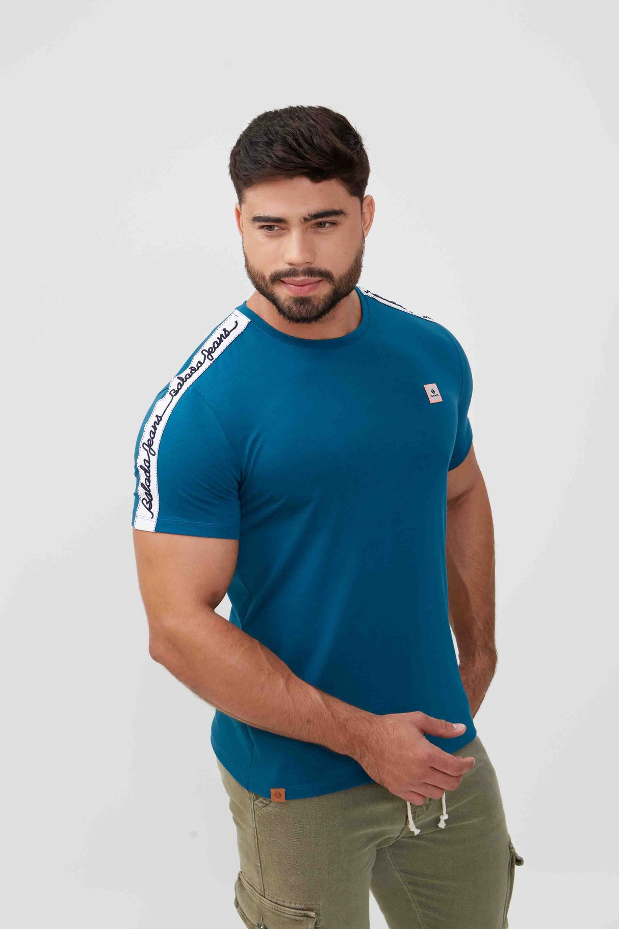 Balada  Men's T-Shirt 10302328