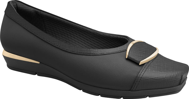 Black low-heel quilted ballet with gold detail on the and back.