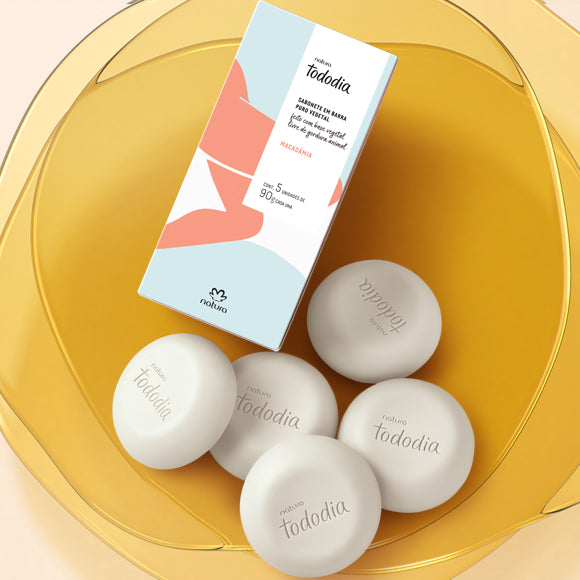 Natura Todia Women's Macadamia Bar Soap Box