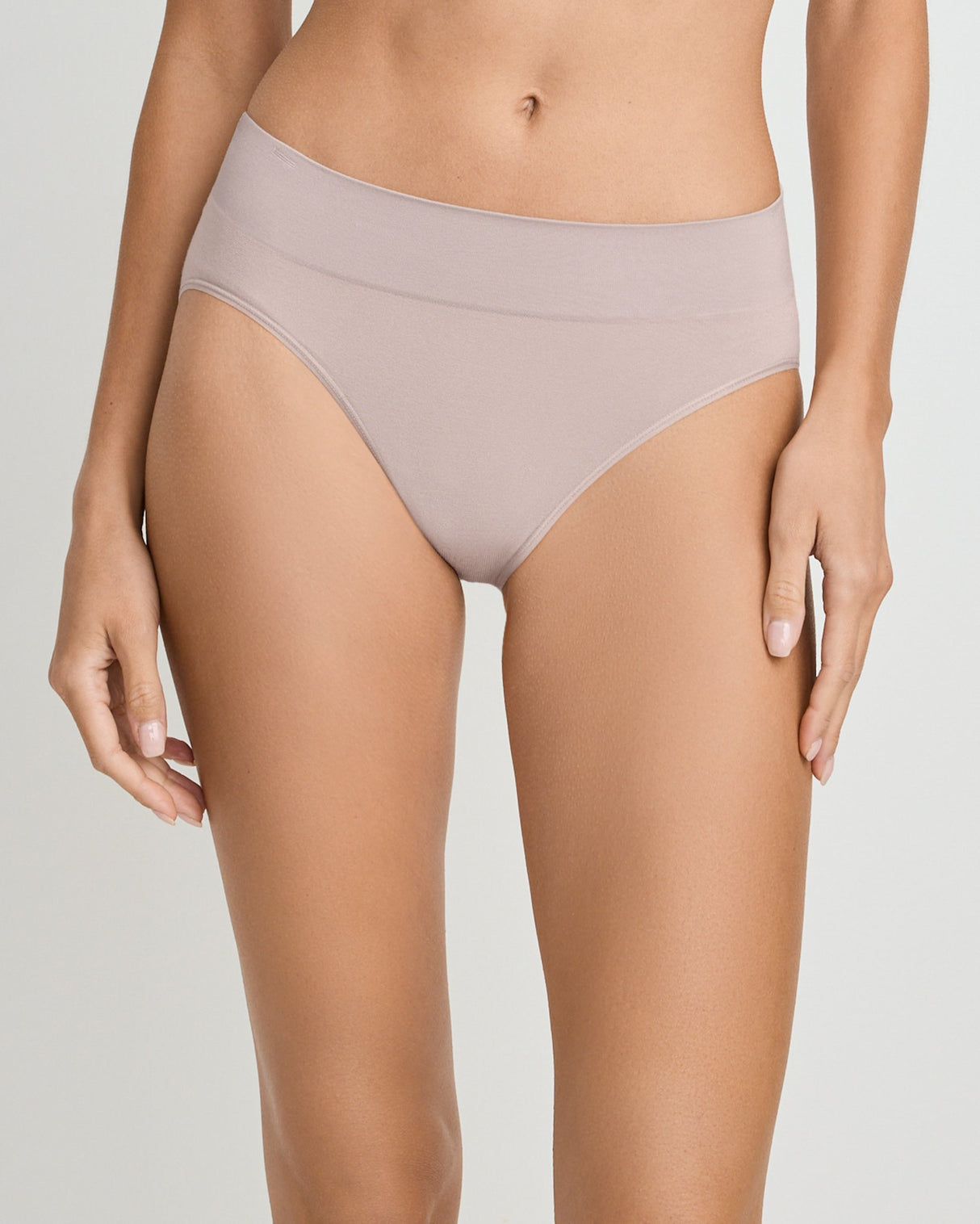 Calzoncillos de microfibra sin costuras para mujer Lupo 40300
