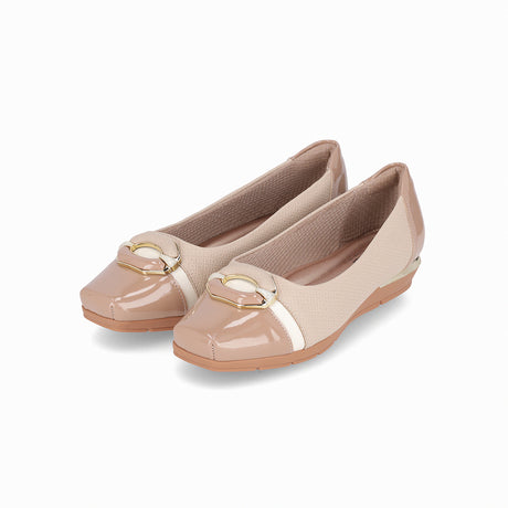 Low-heeled  black ballet flats, padded with gold details the part and back