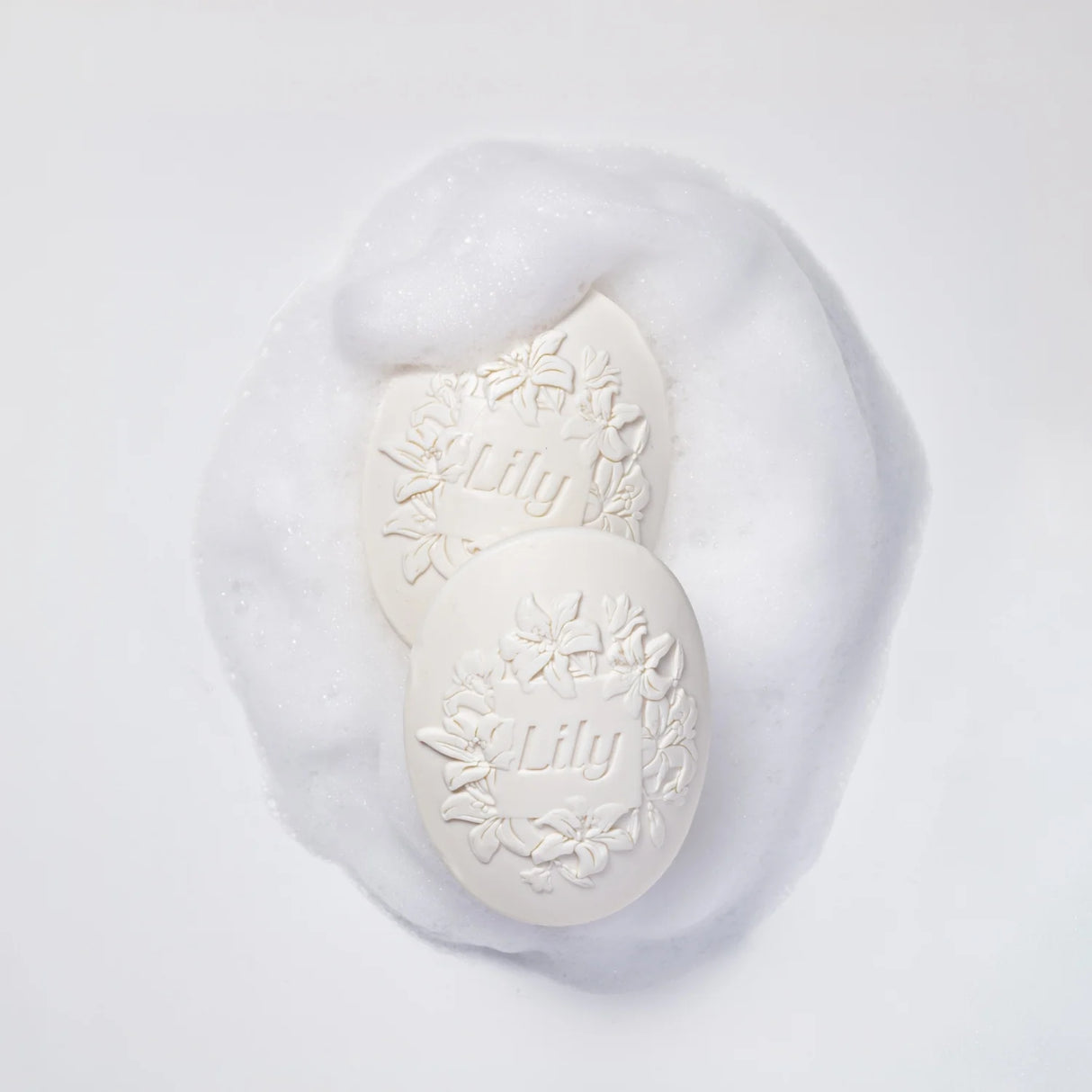 O Boticario Lily Women's Decorated Bar Soap