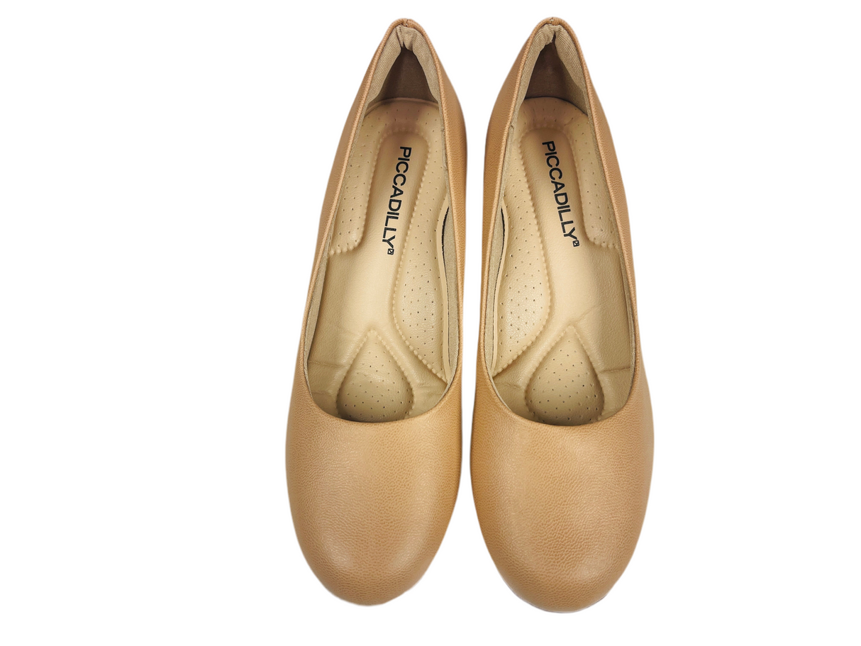 Piccadilly padded high heels  in beige 