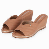 high-heeled flat beige clog